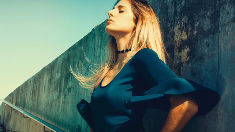 Cum poți să nu mai trăiești cu regrete?